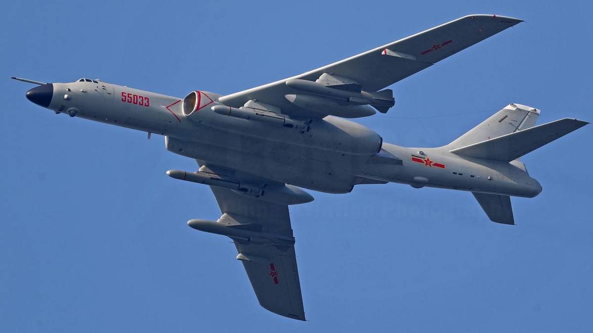 鹰击-21就位！外媒：轰-6K和空警-500亮相南海，目标是美国航母？