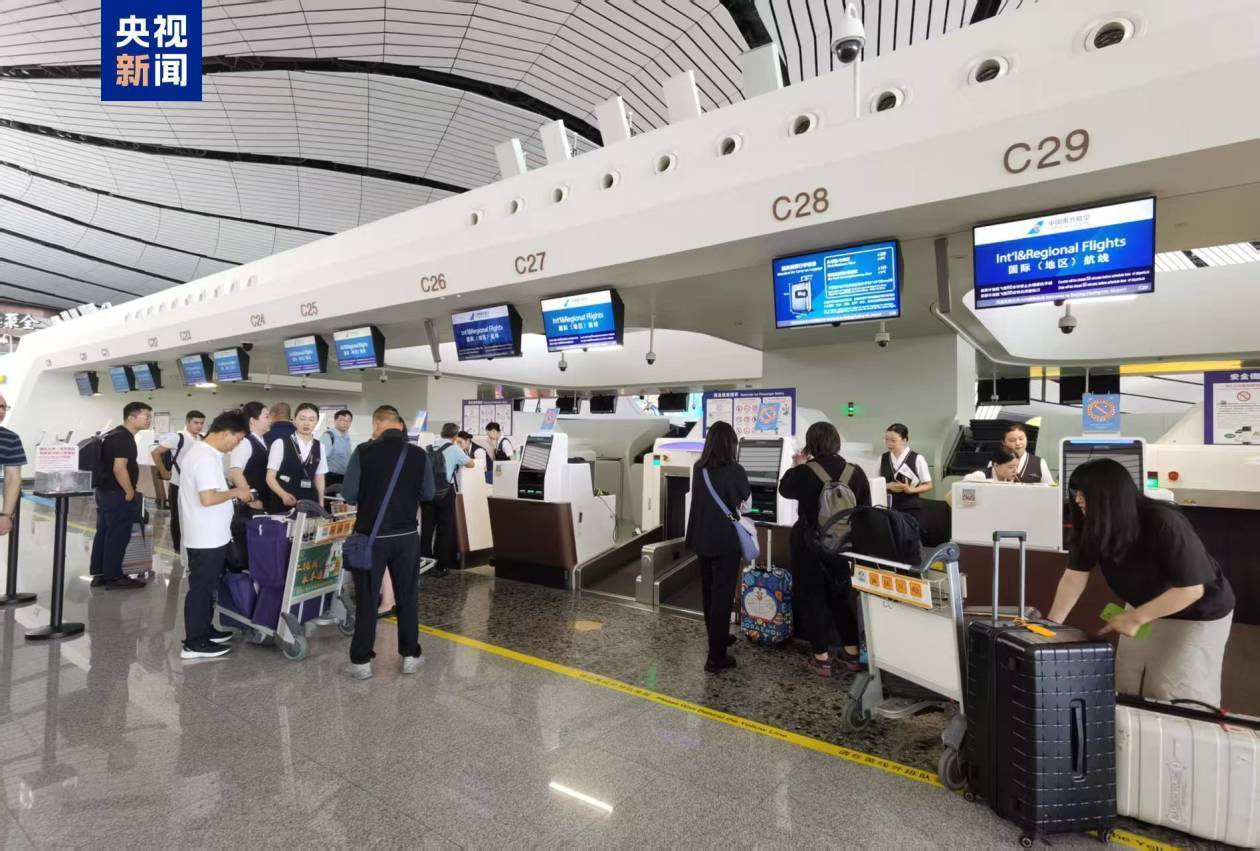 我国与塔吉克斯坦首开两国首都直飞航线