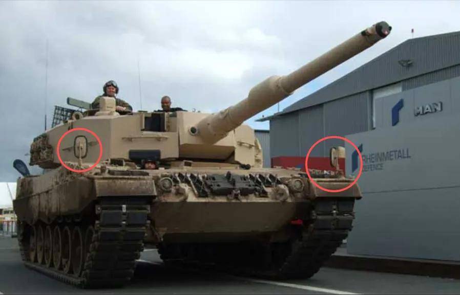 最近突然爆火采访！吴京：坦克没有后视镜的——为啥会被网友喷？