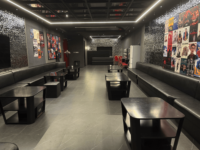 明星不够用了,网红“接管”演唱会