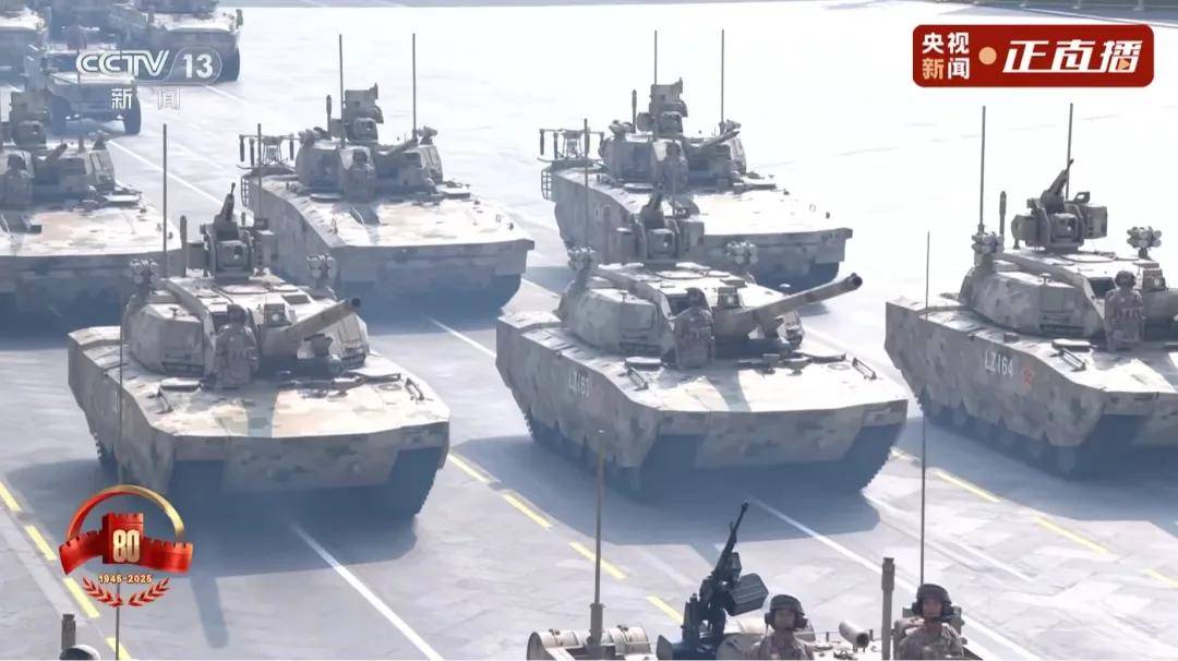 上打无人机,下打坦克!混动电驱!360度全景!100坦克有多厉害?